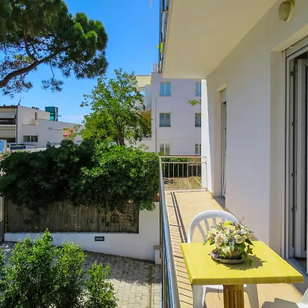 Apartman Levante By Interhome